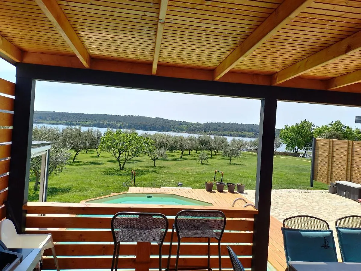 Beach House Beta With Pool, Jacuzzi, Playground & Bbq In An Olive Grove With A Beach, Pomer - Istria Pola Casa vacanze