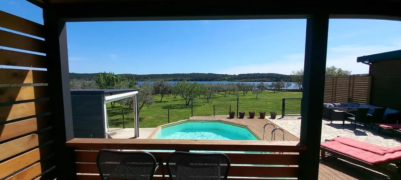 펜션 Beach House Beta With Pool, Jacuzzi, Playground & Bbq In An Olive Grove With A Beach, Pomer - Istria 풀라 크로아티아